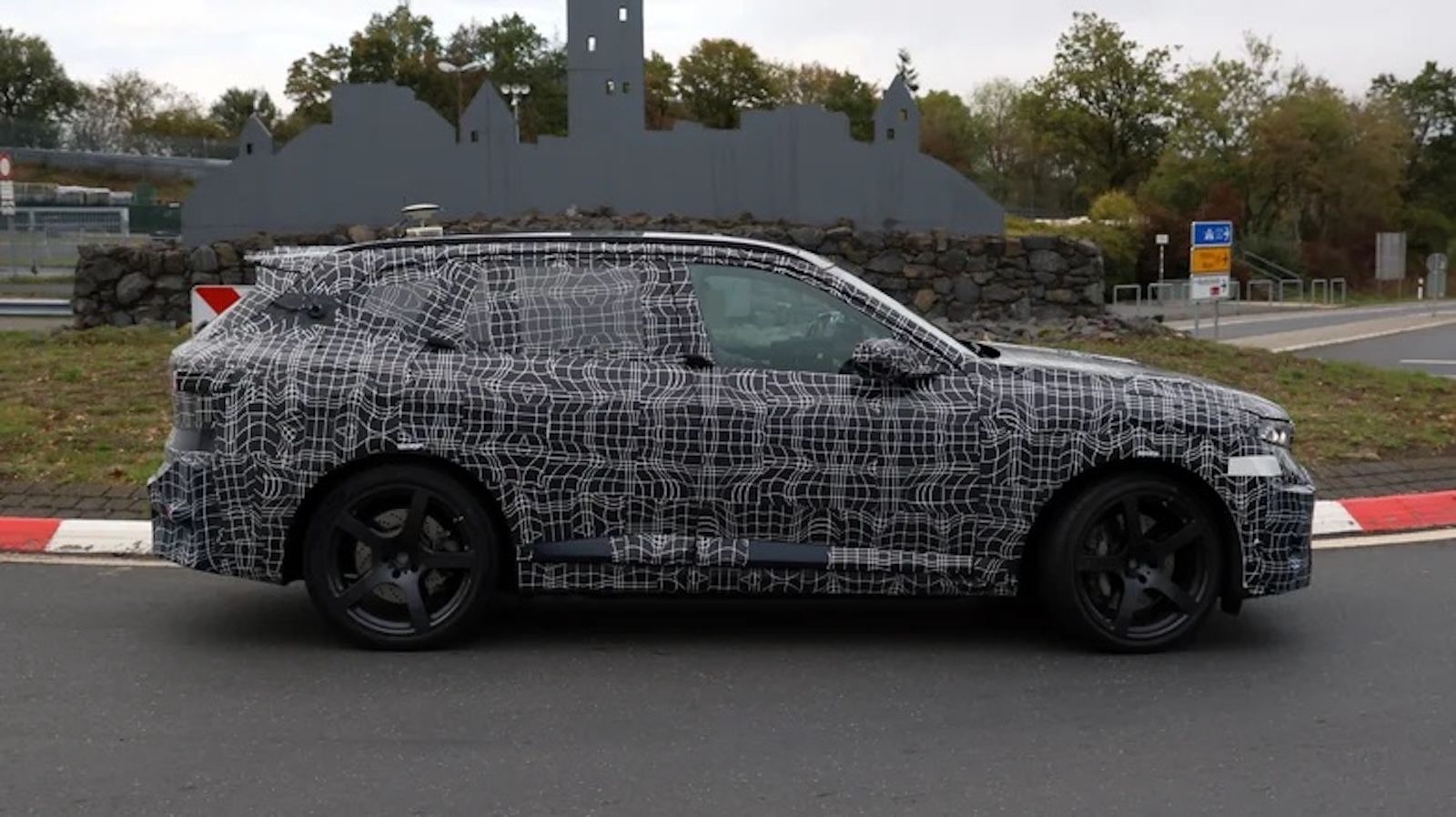 Νέα ηλεκτρική BMW iX5 M με έως 900 ίππους – Έρχεται το 2028